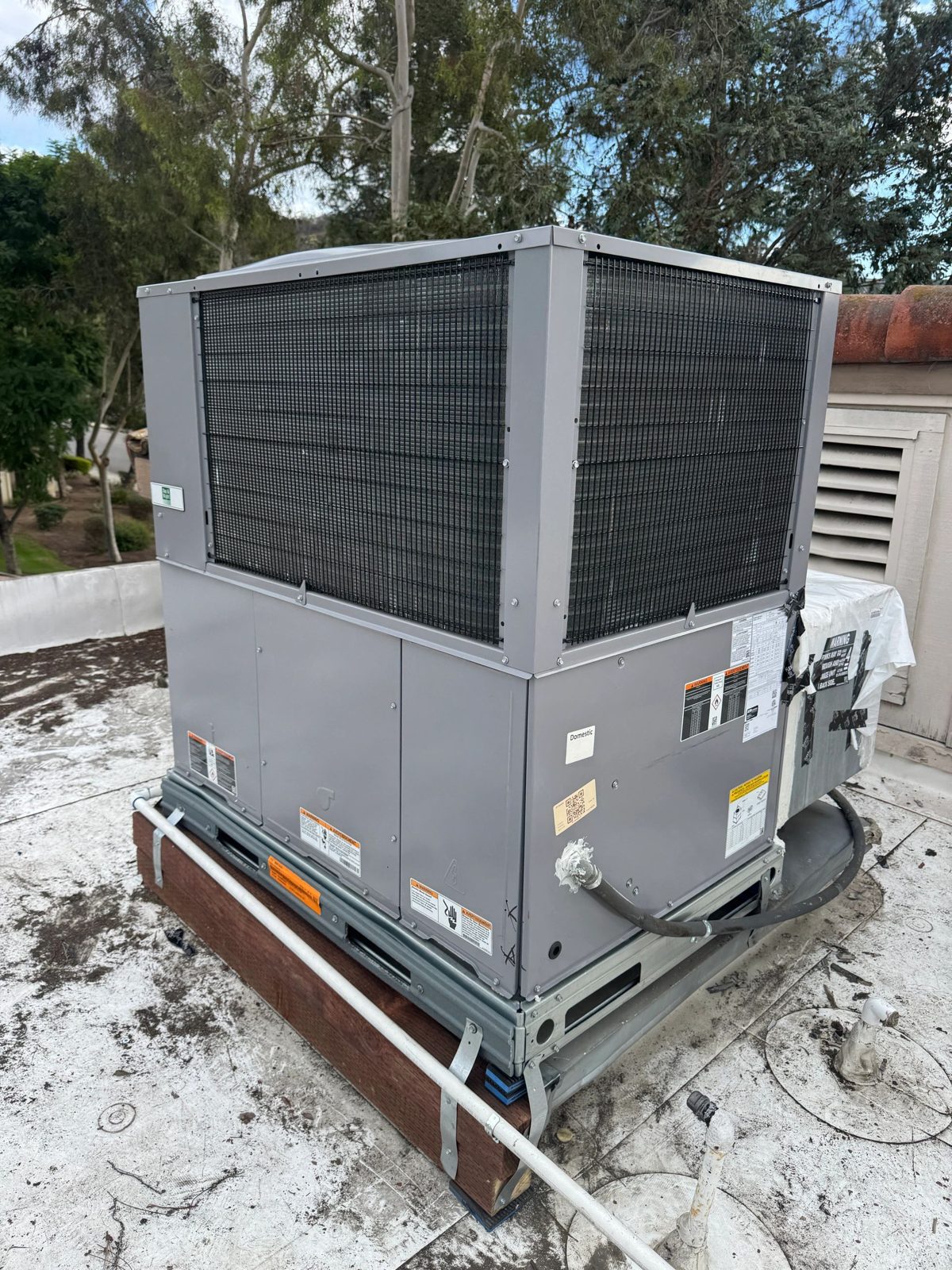 2.5 Ton Day & Night package unit installed on rooftop