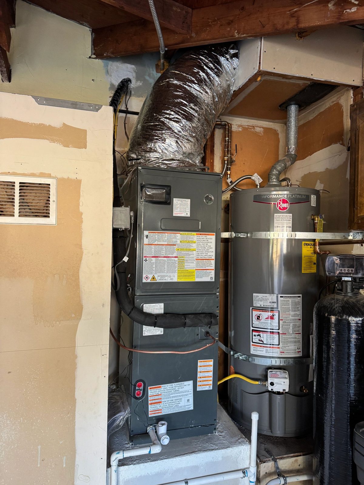 2.5 Ton Goodman Heat Pump Installation Case Study photo