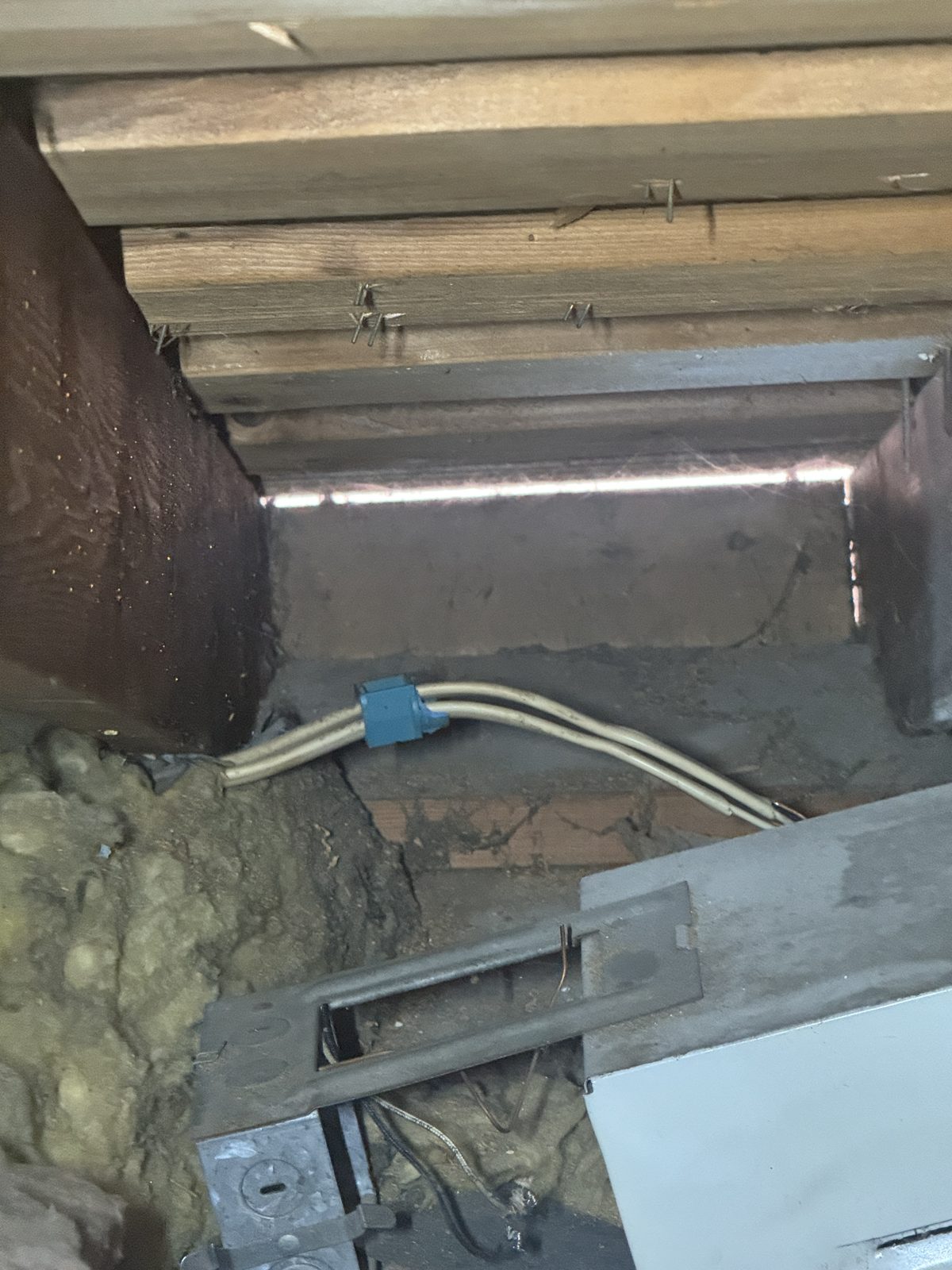 Diamond Bar HVAC Repair: Attic Duct and Underfloor Service