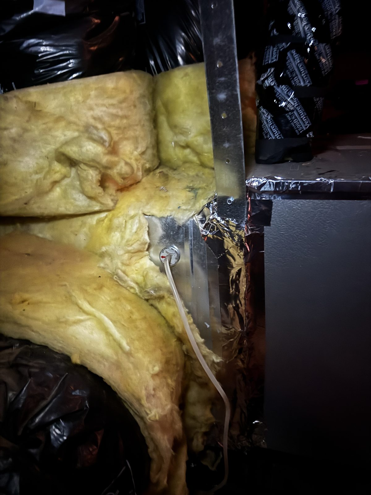 Norco HVAC Repair: Dual Port Manometer Pressure Check photo