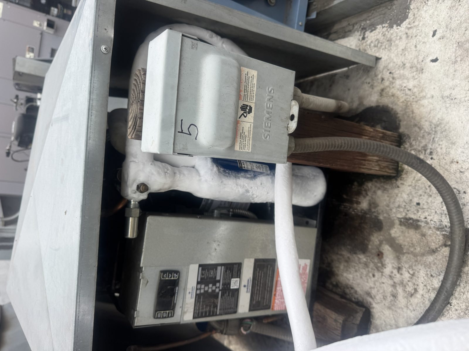 Riverside HVAC Diagnostic Visit: Multimeter and Data Plate Checks photo