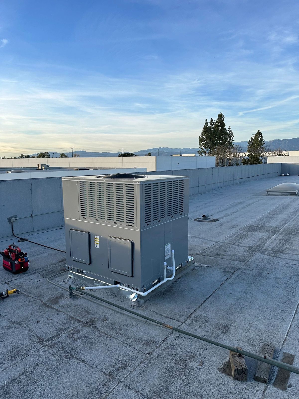 Planning Rooftop Package Heat Pump Projects photo