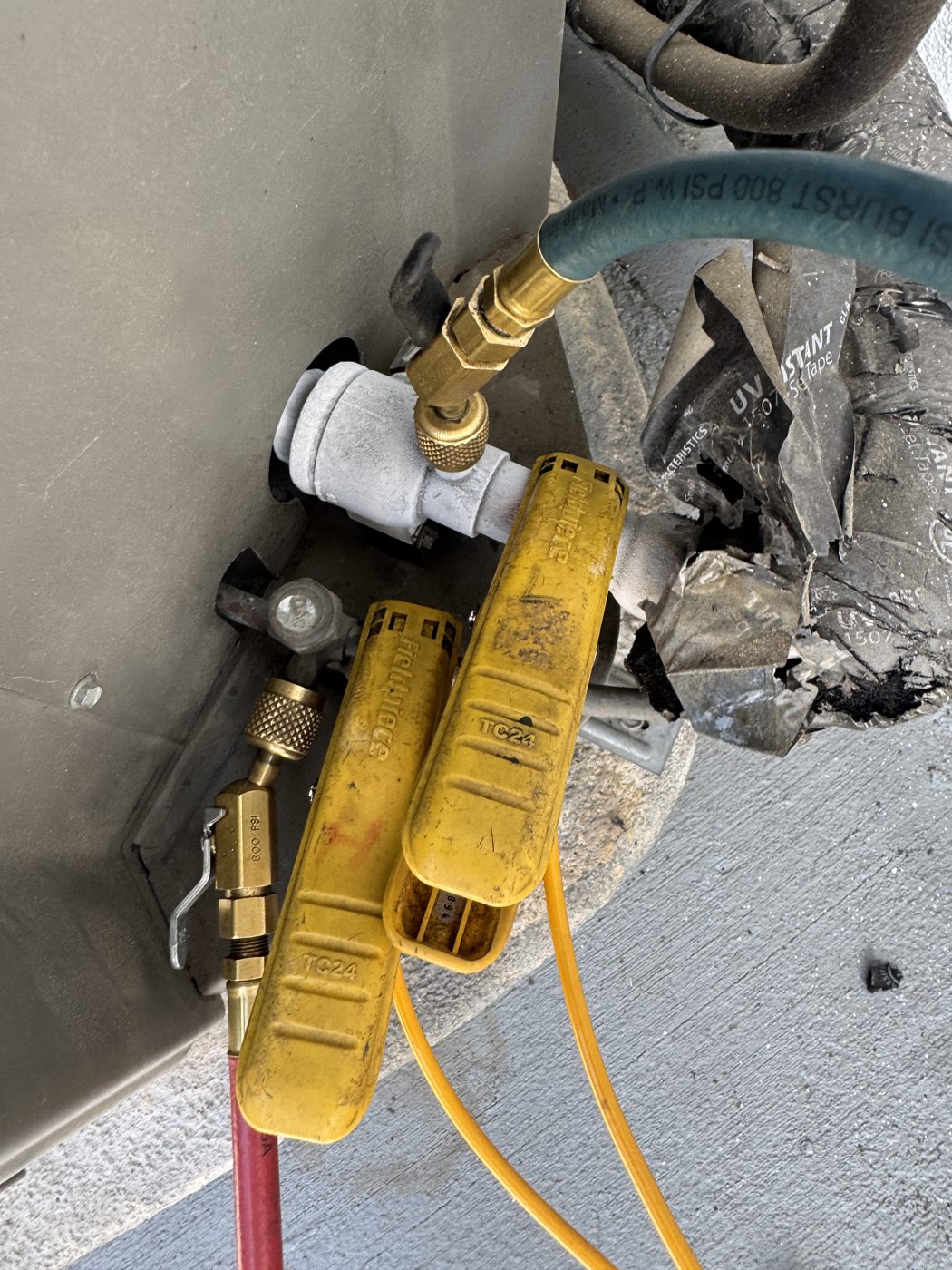 AC Repair in Yorba Linda: Why Your AC Freezes Up